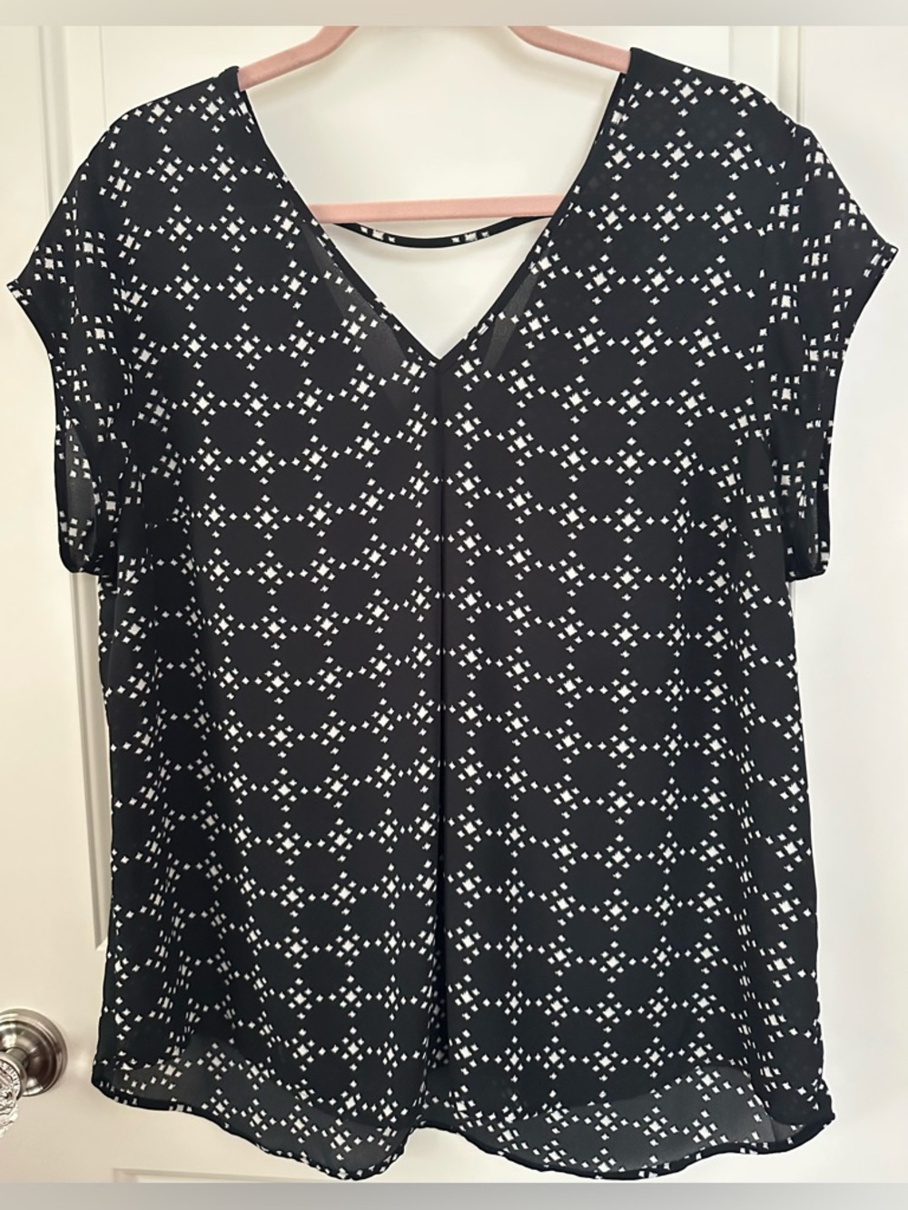 Black White Geometric Print Blouse Sheer Flowy V Neck Work Top L XL